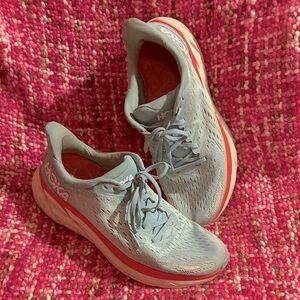Hoka Women's sz 10.5
